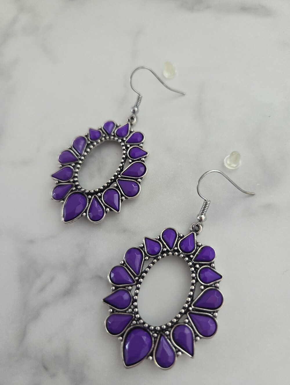 ​Paparazzi Purple Teardrop Bead Silver Oval Frame Dangle Earrings - Picture 4 of 12